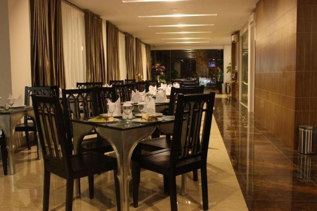 Grand Amira Hotel Solo, Azana Hotels Collection Extérieur photo