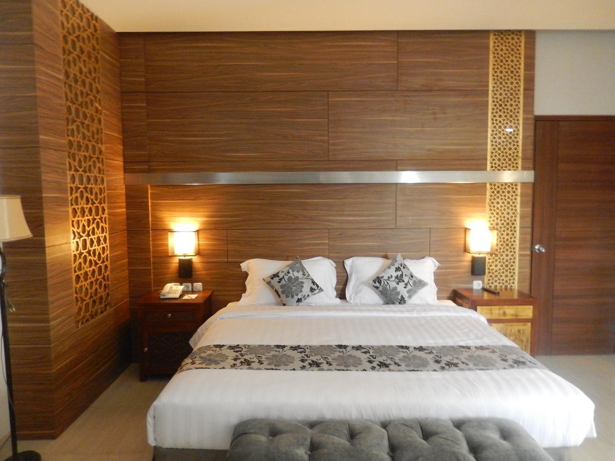 Grand Amira Hotel Solo, Azana Hotels Collection Extérieur photo
